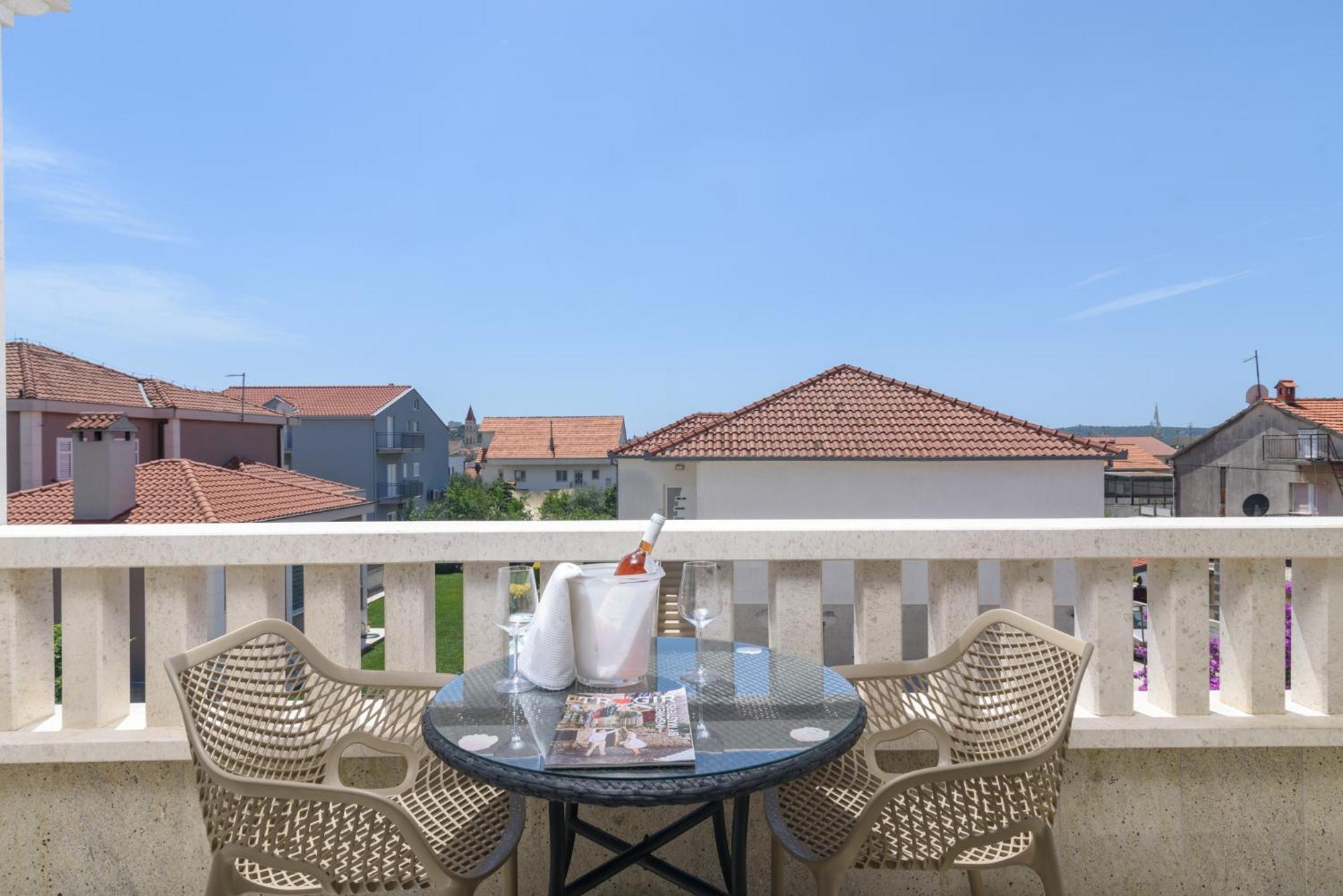 Apartments Jozic Trogir Extérieur photo